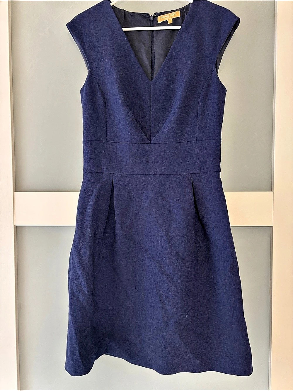 Michael Kors V-Neck Mini Dress in Blue Size 6 Like New